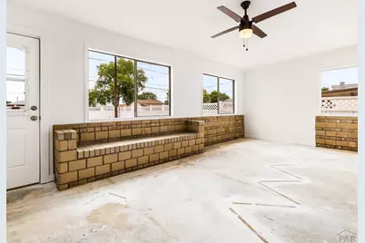 1611 Englewood Dr, Pueblo, CO 81005 - Photo 20
