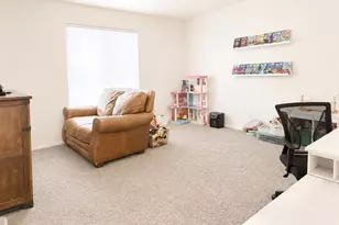 978 E Sandusky Dr, Pueblo West, CO 81007 - Photo 4