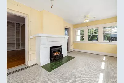 321 W 18th St, Pueblo, CO 81003 - Photo 24