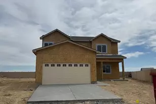 2410 Yankee Ct, Pueblo, CO 81008 - Photo 2