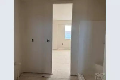 2410 Yankee Ct, Pueblo, CO 81008 - Photo 8