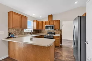 927 N Purcell Blvd, Pueblo West, CO 81007 - Photo 14