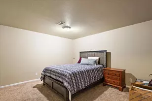 232 W Fairknoll Dr, Pueblo West, CO 81007 - Photo 20