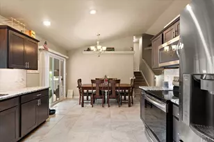 232 W Fairknoll Dr, Pueblo West, CO 81007 - Photo 8