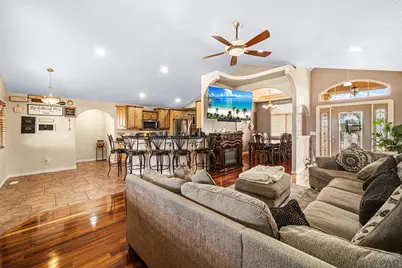 3523 Maricopa Dr, Pueblo, CO 81005 - Photo 8