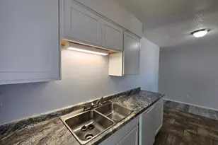 1931 6th St, Las Animas, CO 81054 - Photo 4