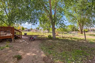 635 E Autumn Dr, Pueblo West, CO 81007 - Photo 22