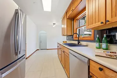 2218 Wyoming Ave, Pueblo, CO 81004 - Photo 8