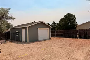 186 E Rolling Hills Dr, Pueblo West, CO 81007 - Photo 16