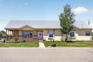 824 W Cedar St, Walsenburg, CO 81089 - Photo 1
