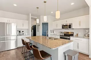 981 E Blackstone Dr, Pueblo, CO 81007 - Photo 18