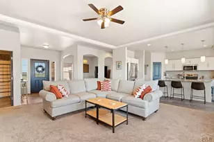 981 E Blackstone Dr, Pueblo, CO 81007 - Photo 22