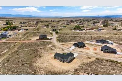 562 N Bayview Dr, Pueblo West, CO 81007 - Photo 40