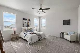562 N Bayview Dr, Pueblo West, CO 81007 - Photo 18