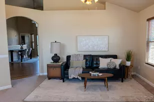 5601 Mark Twain Ln, Pueblo, CO 81008 - Photo 4