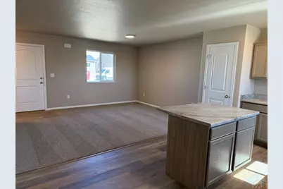5204 Gannet Lane, Pueblo, CO 81008 - Photo 8
