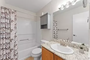7225 Village Meadows Dr, Fountain, CO 80817 - Photo 12