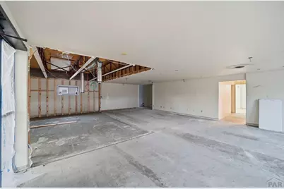 609 N Grand Ave, Pueblo, CO 81003 - Photo 4
