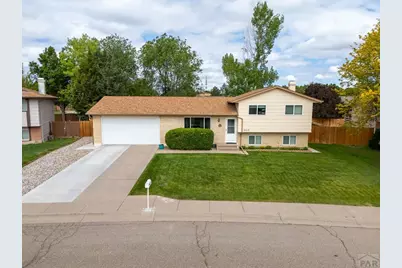 2117 Chautard Dr, Pueblo, CO 81005 - Photo 2