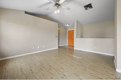 979 S Alexis Lane, Pueblo, CO 81007 - Photo 10