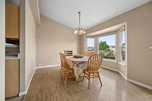 979 S Alexis Ln, Pueblo, CO 81007 - Photo 6