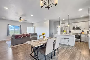 421 N Heather Dr, Pueblo West, CO 81007 - Photo 8