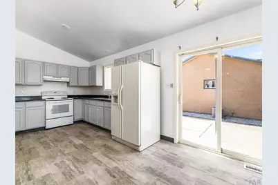 2716 Freedom Ave, Pueblo, CO 81003 - Photo 8