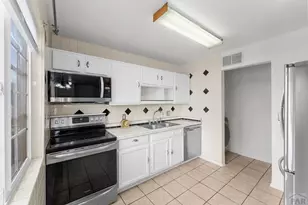 2717 Ontario St, Pueblo, CO 81004 - Photo 8