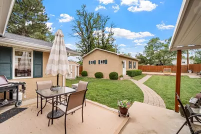 2911 Country Club Dr, Pueblo, CO 81008 - Photo 24