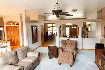 1124 S Hollister Dr, Pueblo West, CO 81007 - Photo 10