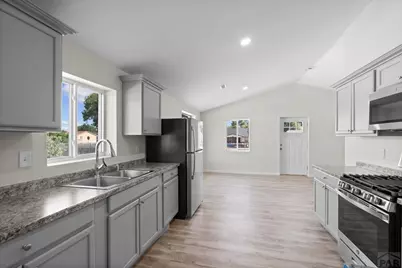 2027 E 14th St, Pueblo, CO 81001 - Photo 28