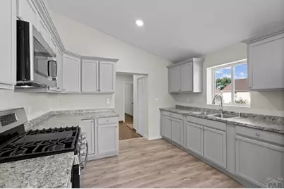 2027 E 14th St, Pueblo, CO 81001 - Photo 30