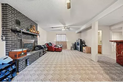 36 Wheatridge Dr, Pueblo, CO 81005 - Photo 12