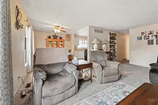 36 Wheatridge Dr, Pueblo, CO 81005 - Photo 6