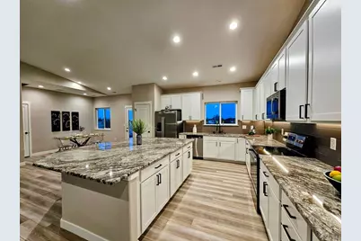 576 E Earl Dr, , CO 81007 - Photo 10