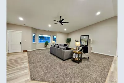 576 E Earl Dr, , CO 81007 - Photo 2