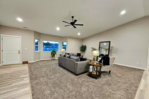 576 E Earl Dr, Pueblo West, CO 81007 - Photo 2