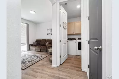2207 Sunrise Ln, Pueblo, CO 81008 - Photo 4