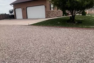 777 Woodleaf Dr, Pueblo West, CO 81007 - Photo 2