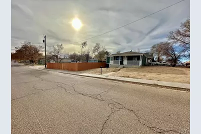 1319 N Monument Ave, Pueblo, CO 81001 - Photo 2