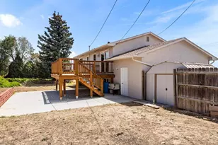 29 Dick Trefz St, Pueblo, CO 81001 - Photo 32
