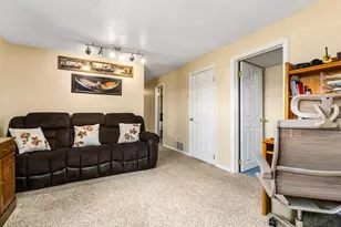 29 Dick Trefz St, Pueblo, CO 81001 - Photo 26