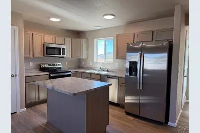 3409 Wapiti Ln, Pueblo, CO 81005 - Photo 4
