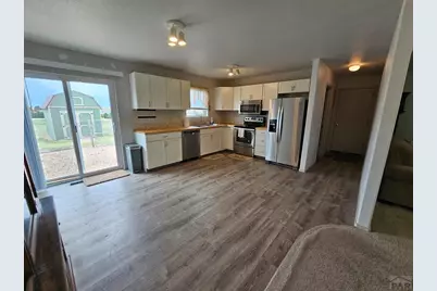 8302 Surrey Ridge Ct, Lamar, CO 81052 - Photo 4