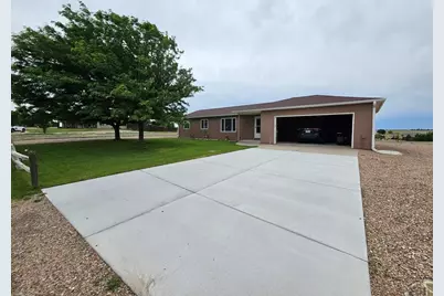 8302 Surrey Ridge Ct, Lamar, CO 81052 - Photo 10