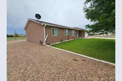 8302 Surrey Ridge Ct, Lamar, CO 81052 - Photo 14