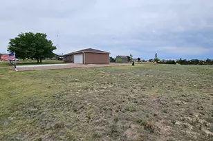 8302 Surrey Ridge Ct, Lamar, CO 81052 - Photo 18
