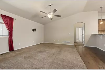 607 S Inca Dr, Pueblo, CO 81007 - Photo 8