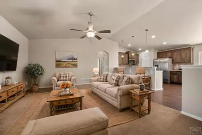607 S Inca Dr, Pueblo, CO 81007 - Photo 6