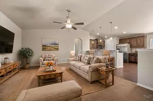 607 S Inca Dr, Pueblo, CO 81007 - Photo 6